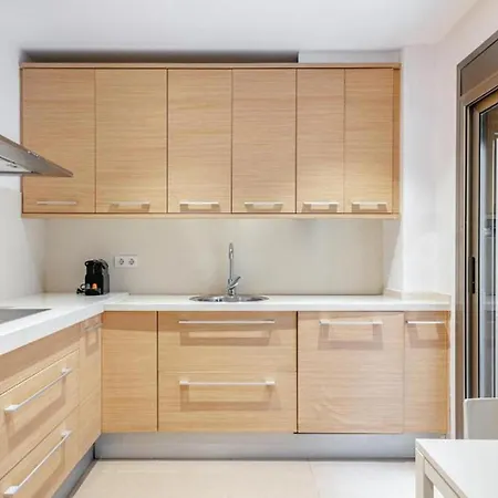 Апартаменты Amazing In With Kitchen Banici